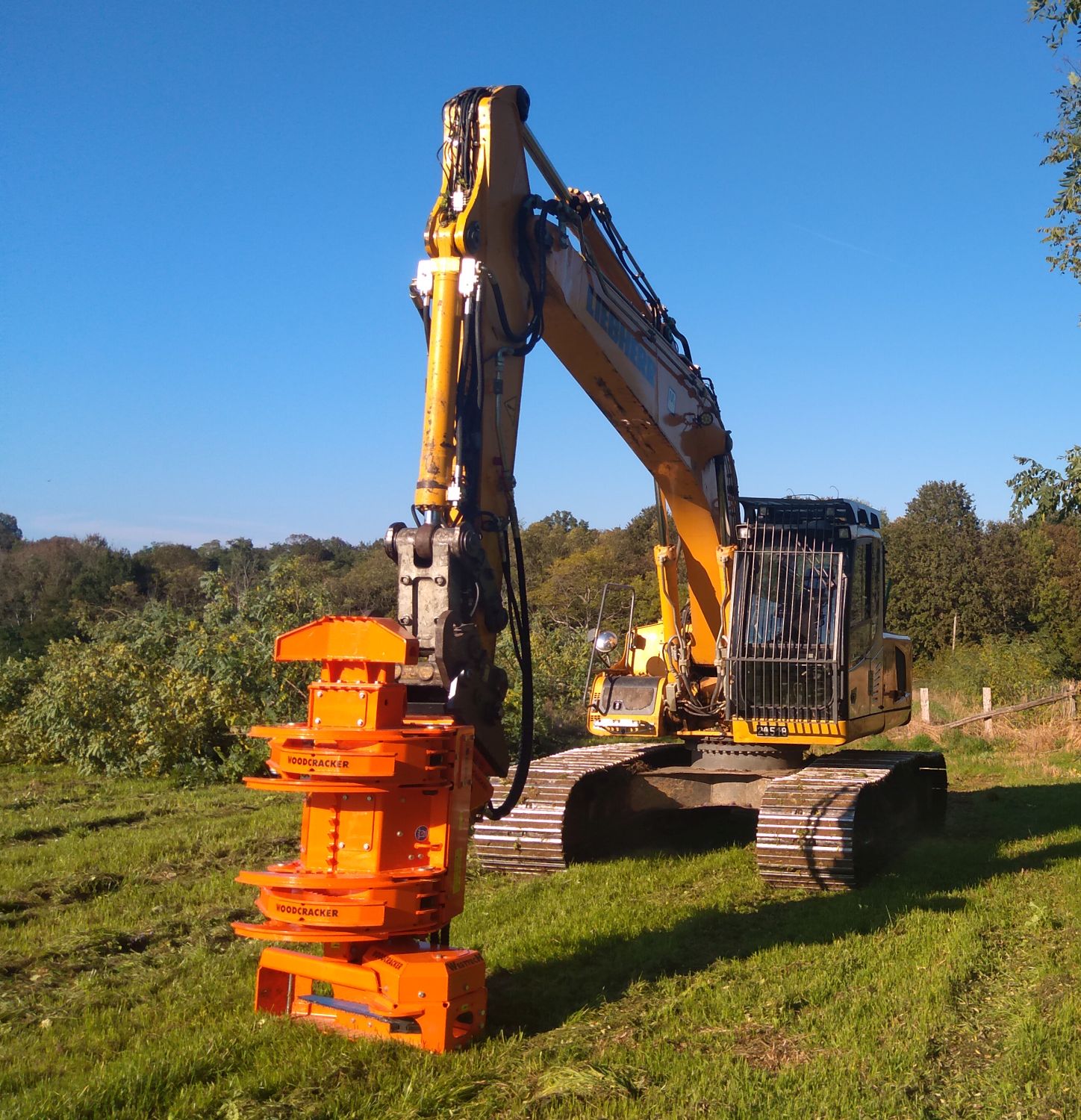 La CUMA Cigale utilise un Grappin guide tronçonneuse Wesstech CS580